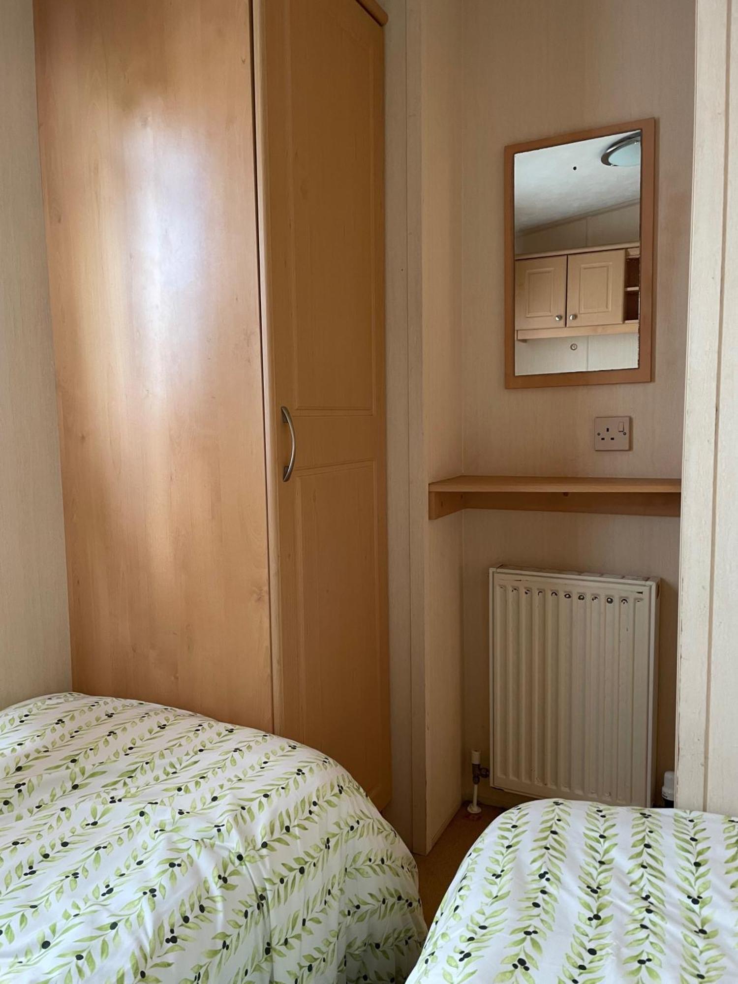 Cozy Camber Caravan 3 Bedroom Retreat With Decking Rye Extérieur photo